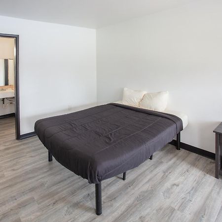 Glenstone Place Extended Stay Motel Springfield Exterior foto