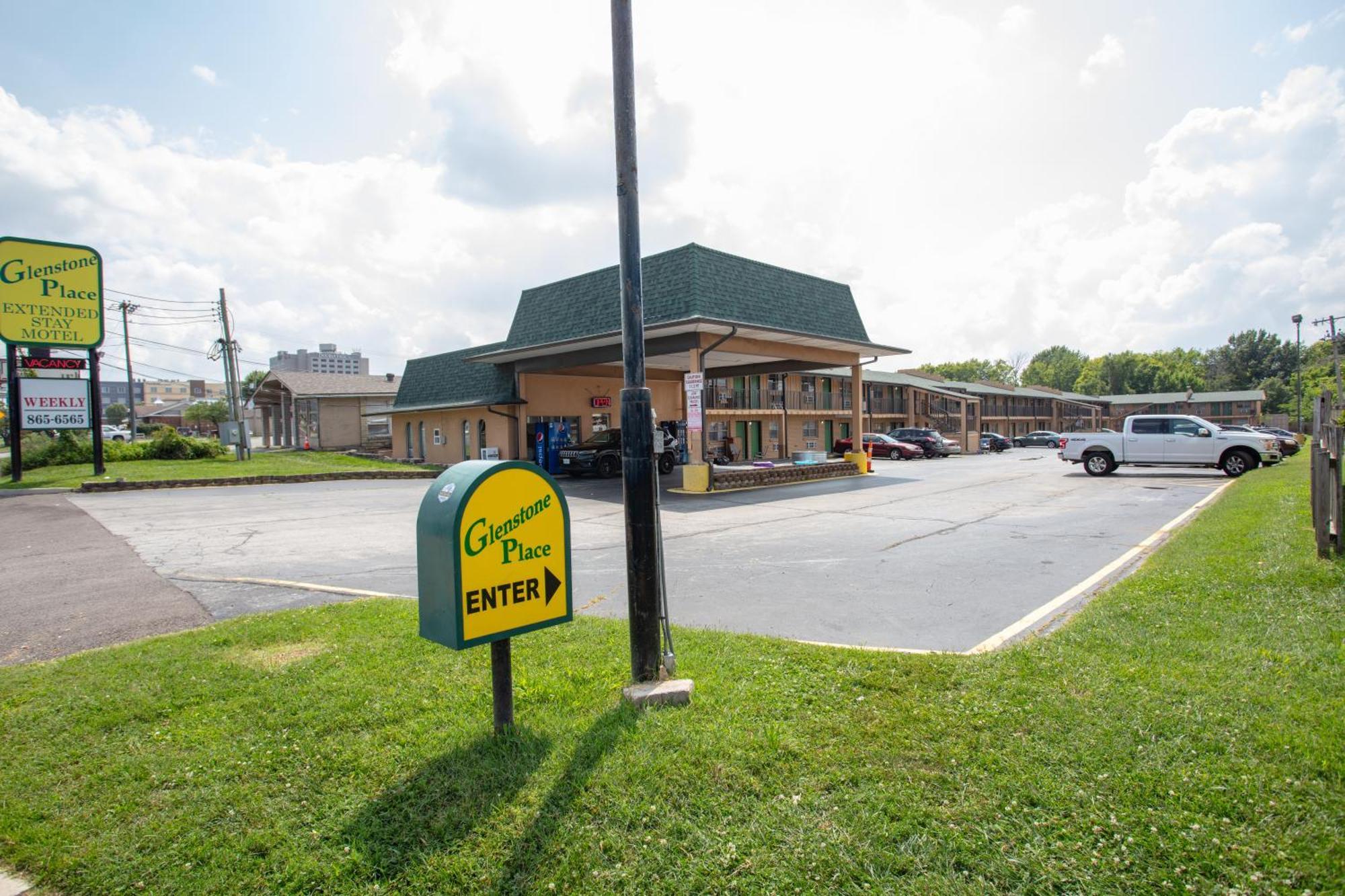 Glenstone Place Extended Stay Motel Springfield Exterior foto